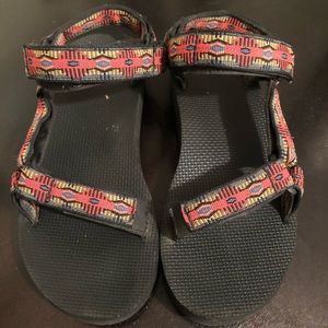 Original Universal Tevas Canyon Red